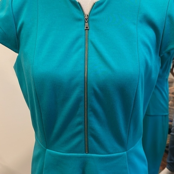 Tahari Teal-Green Peplum Dress – Size 10 (Fits M) | Side Zipper | Fully Lined - Picture 6 of 9